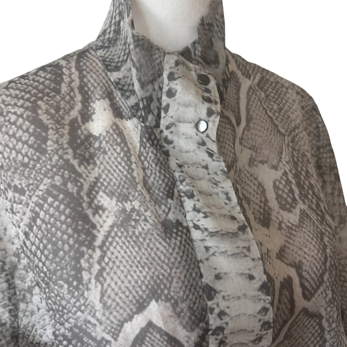 Per Se by Carlisle Gray Snakeskin Sheer Cinched Full Zip Jacket Womens Size 6