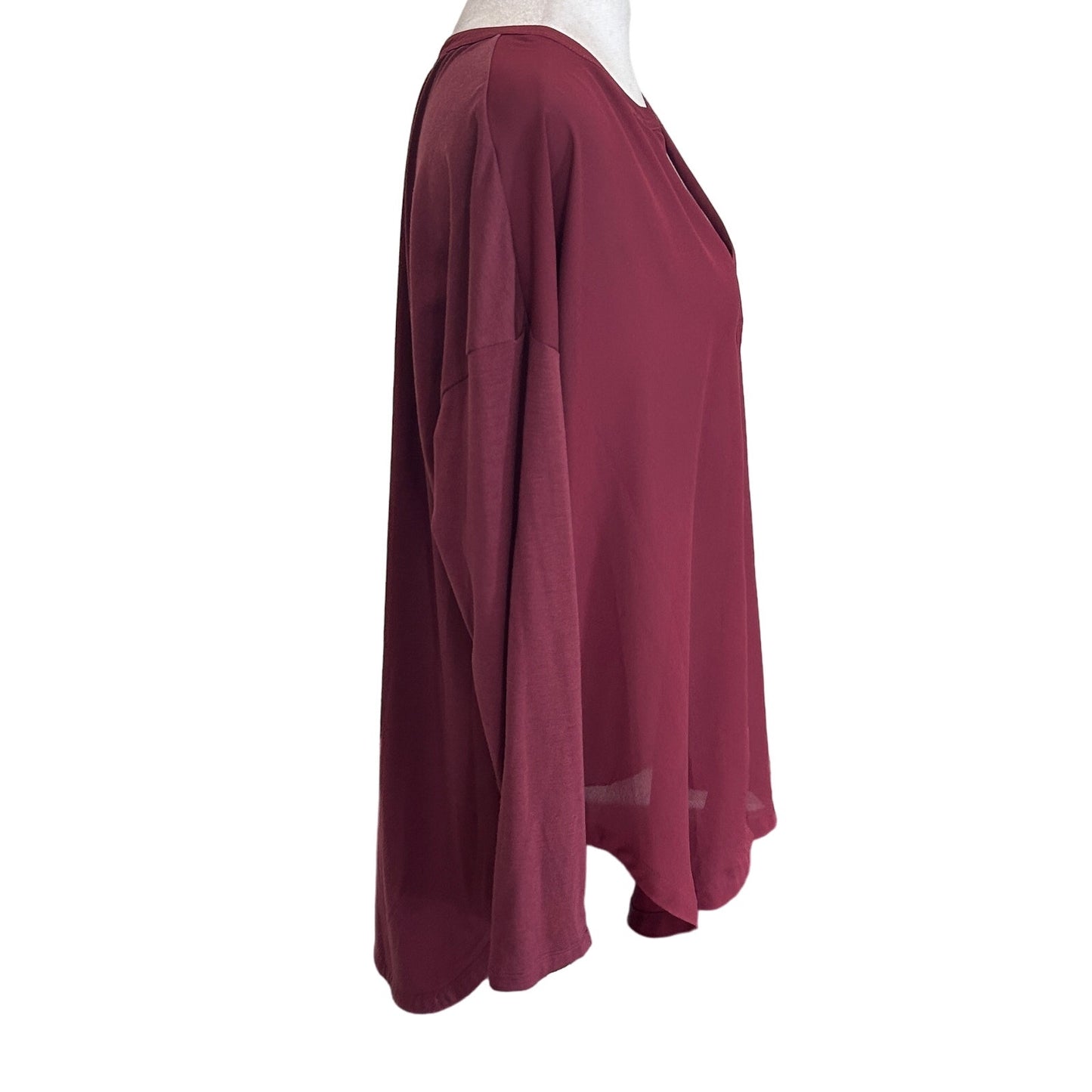 Lysse New York Burgundy V-Neck Tunic Blouse Top Womens Size Medium