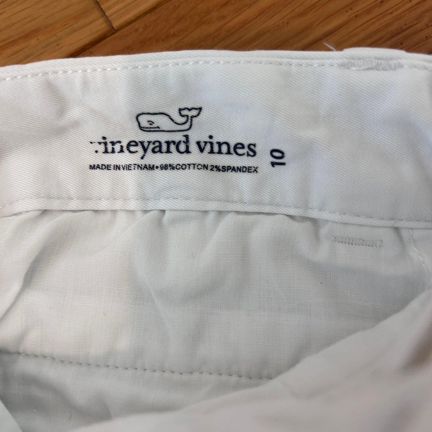 Vineyard Vines Boys White Pants Size 10