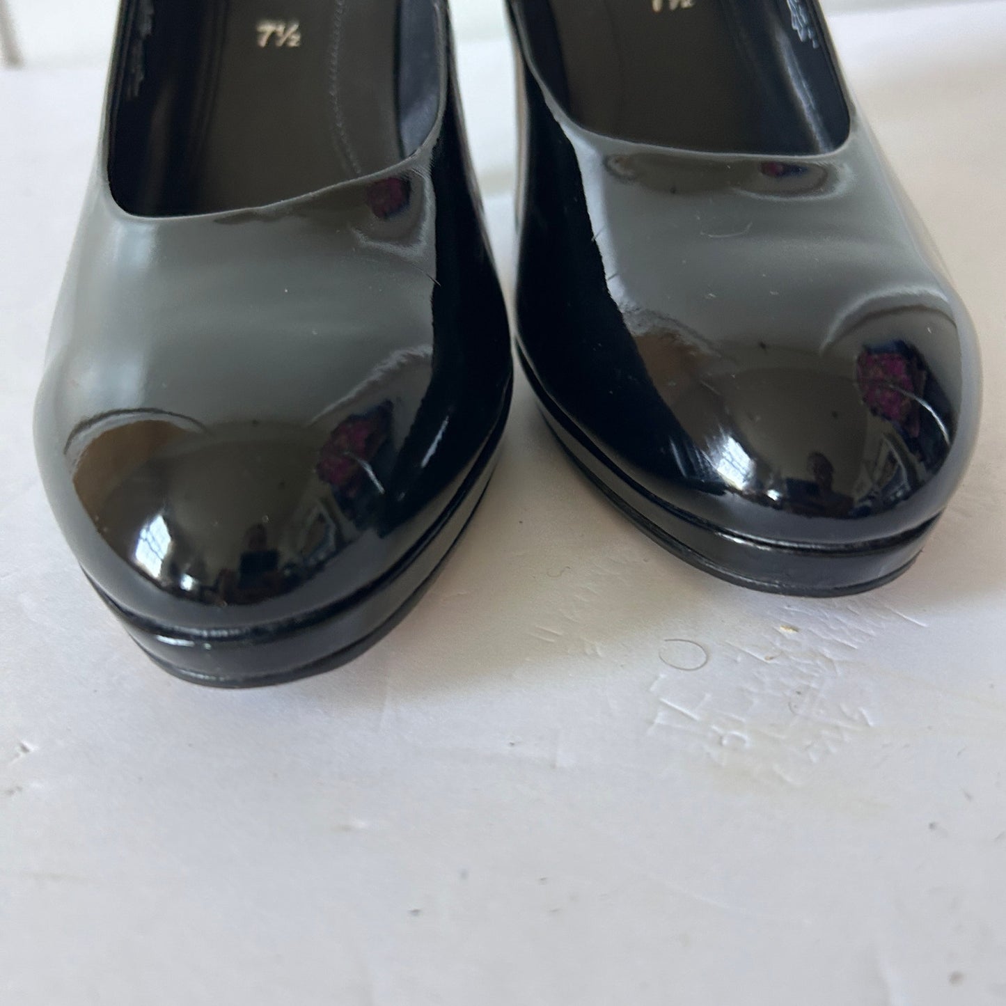 Gabor Black Patent Leather 3.75" High Heels Womens Size 7.5