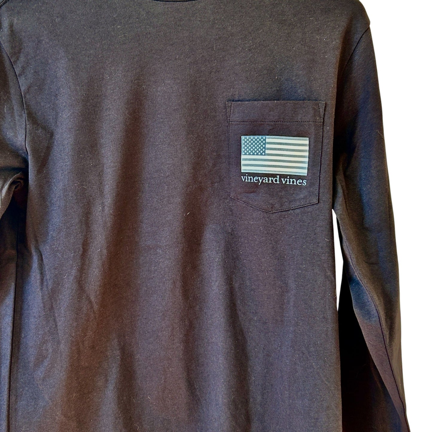 Vineyard Vines Black and Gray Long Sleeve Pocket Tee American Flag Mens Size XS