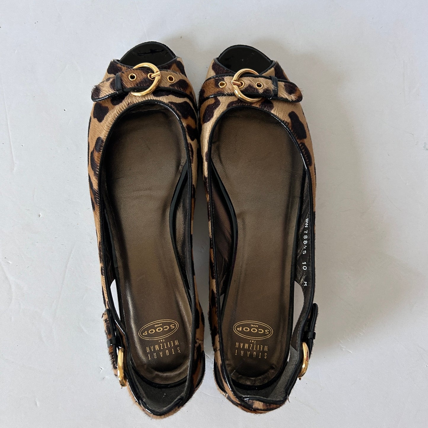 Stuart Weitzman Peep Toe Gold Buckle Cognac Leopard Hair Flat Shoe Size 10 M