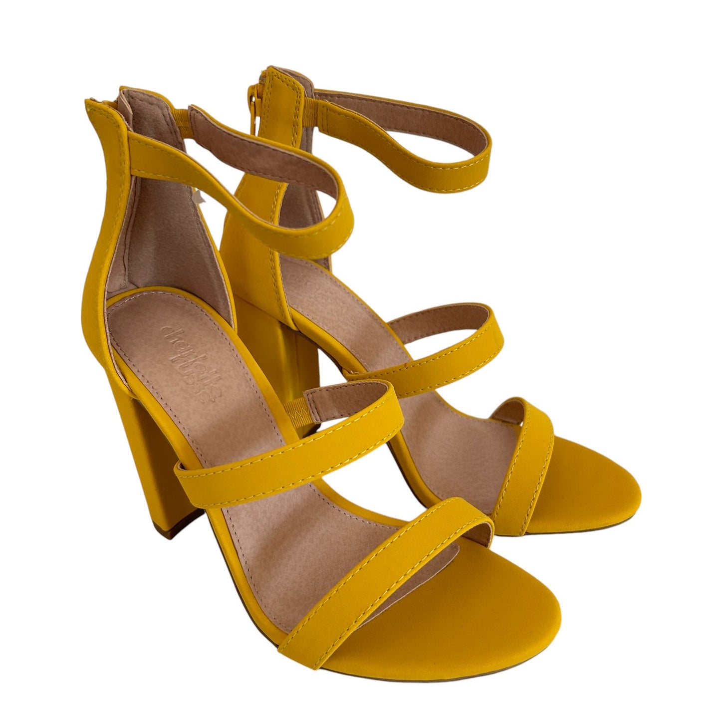 Charlotte Russe NEW Becca-03 Yellow Chunky Heels Back Zipper Womens Size 6