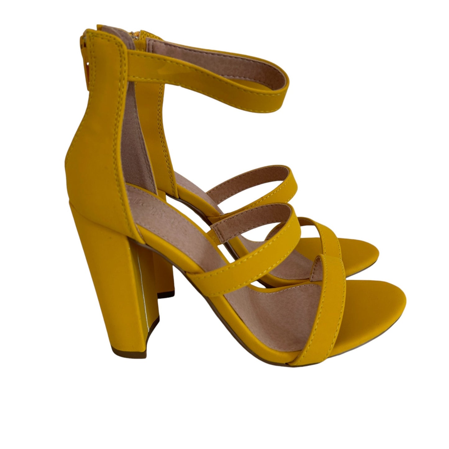 Charlotte Russe NEW Becca-03 Yellow Chunky Heels Back Zipper Womens Size 6