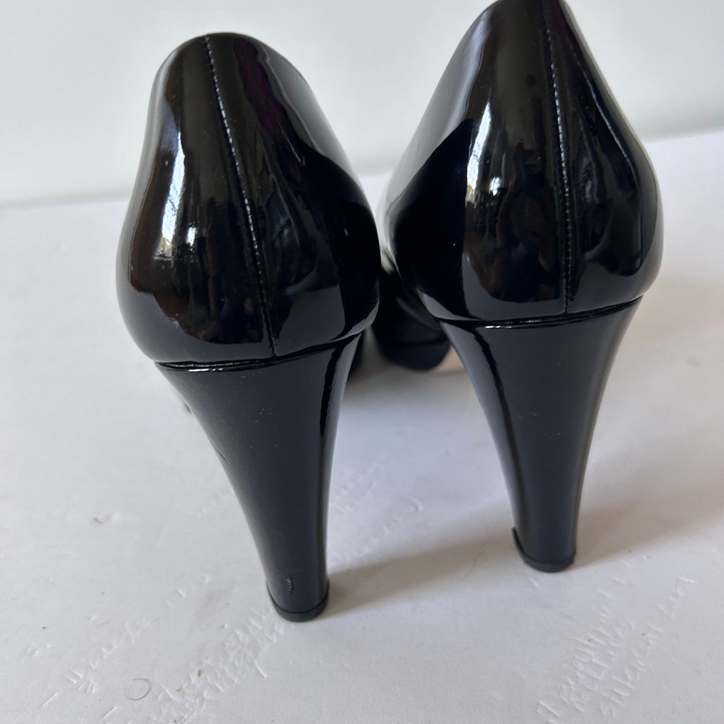 Gabor Black Patent Leather 3.75" High Heels Womens Size 7.5