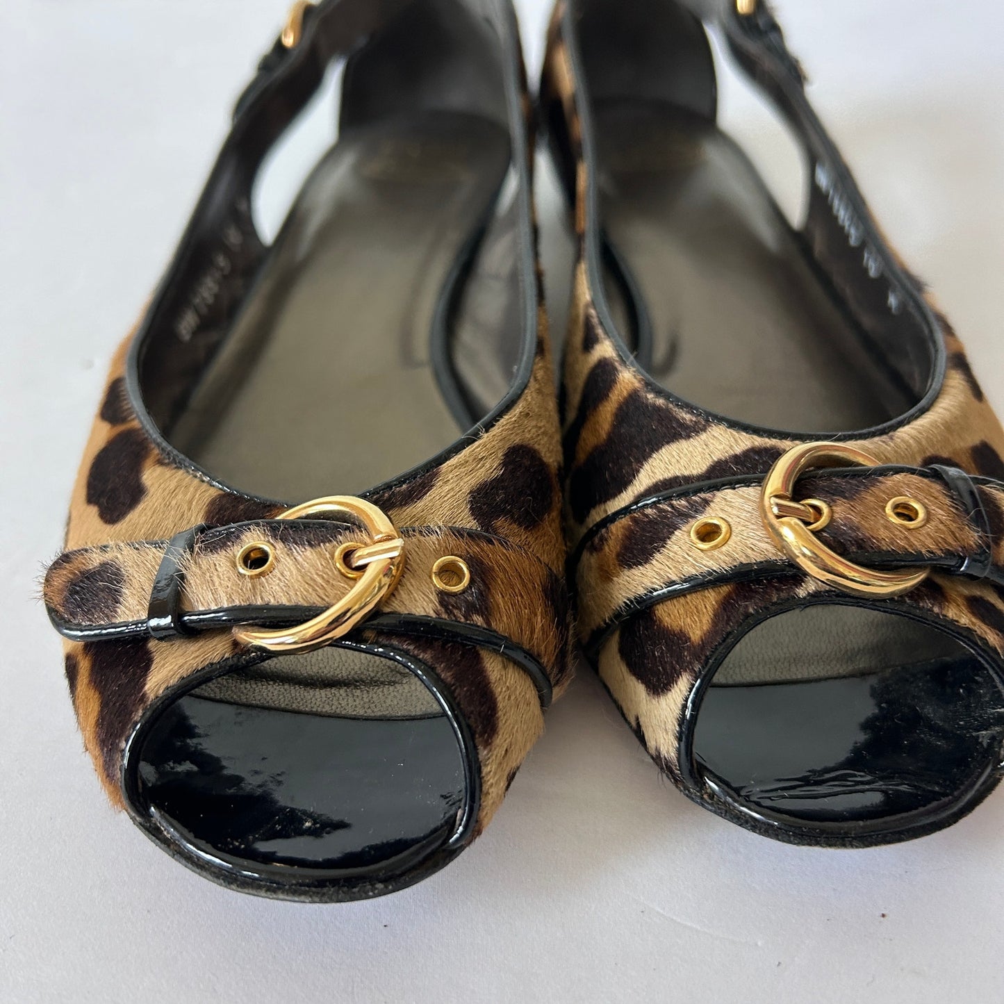 Stuart Weitzman Peep Toe Gold Buckle Cognac Leopard Hair Flat Shoe Size 10 M