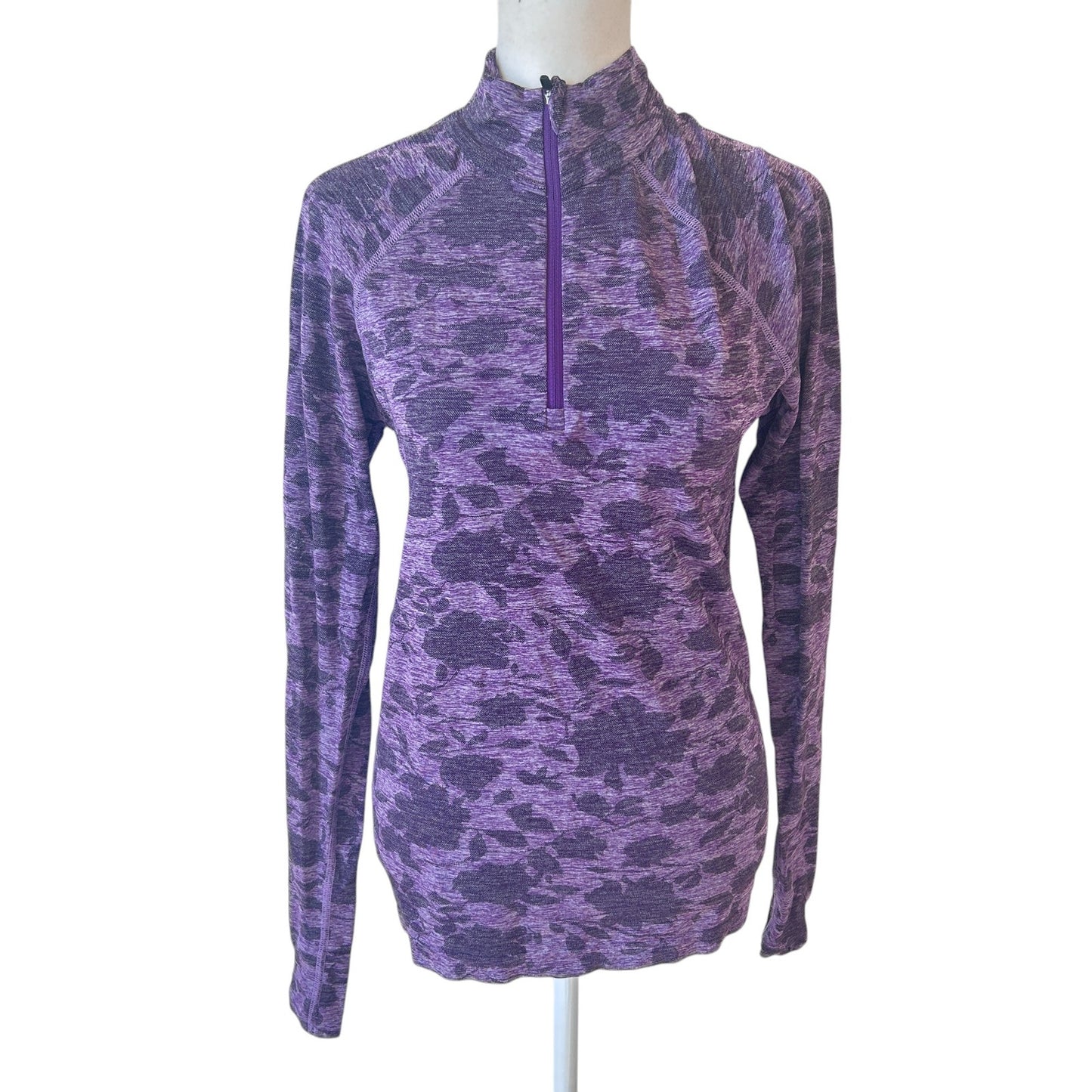 Athleta Momentum Purple Camo 1/4 Zip Long Sleeve Pullover Shirt Size Medium