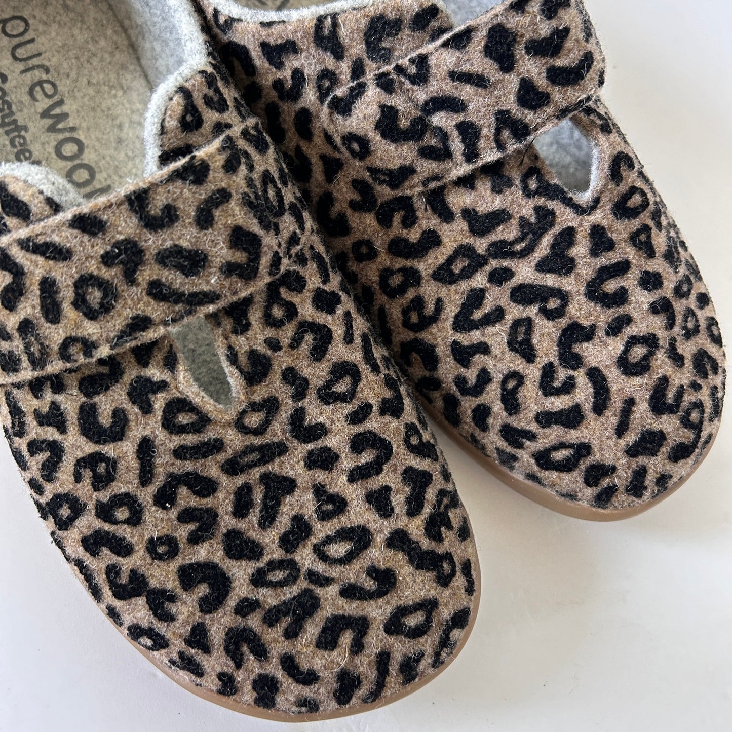 Cosyfeet Diane Slippers Roomy Pure Wool Adjustable Cozy Black Tan Cheetah Size 8