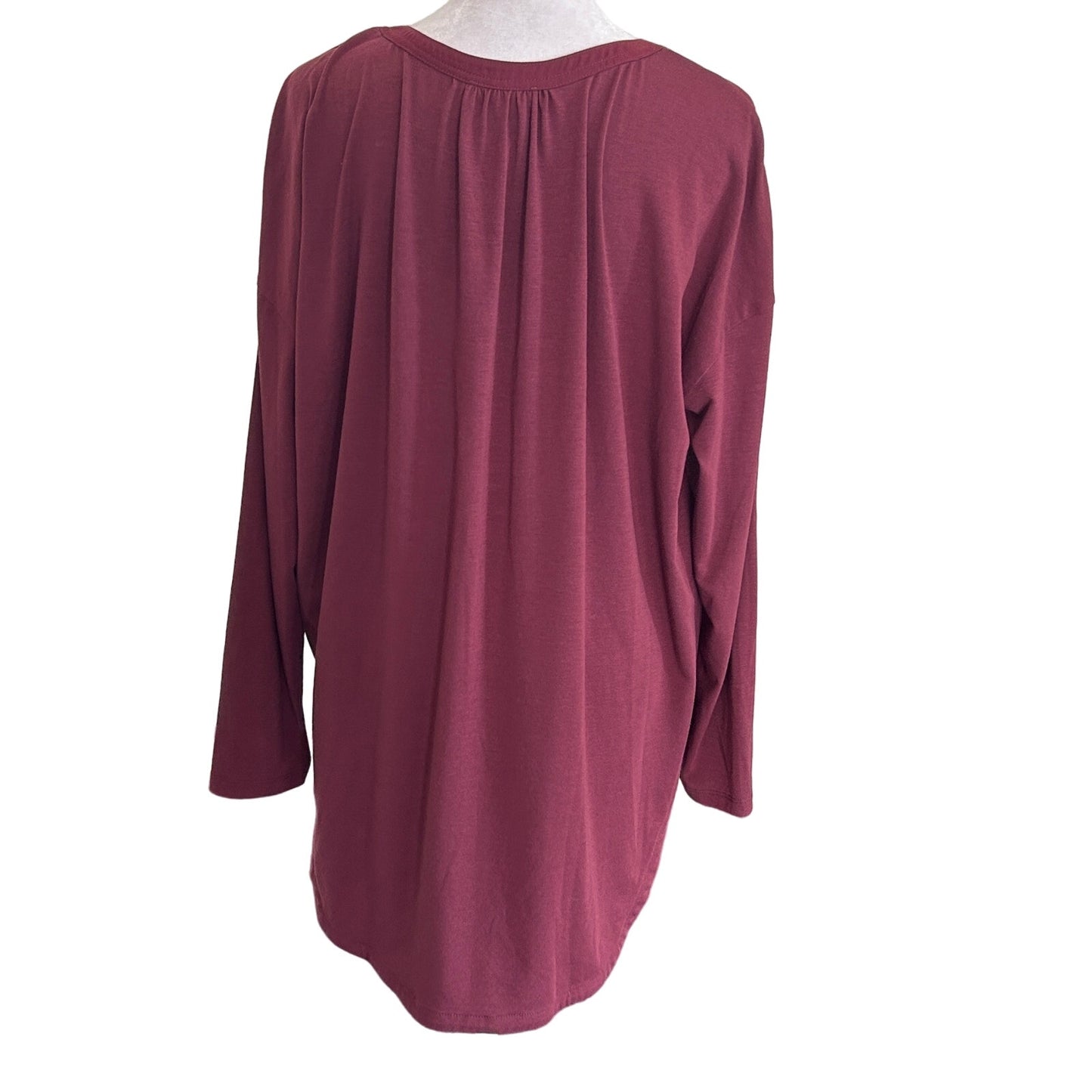 Lysse New York Burgundy V-Neck Tunic Blouse Top Womens Size Medium