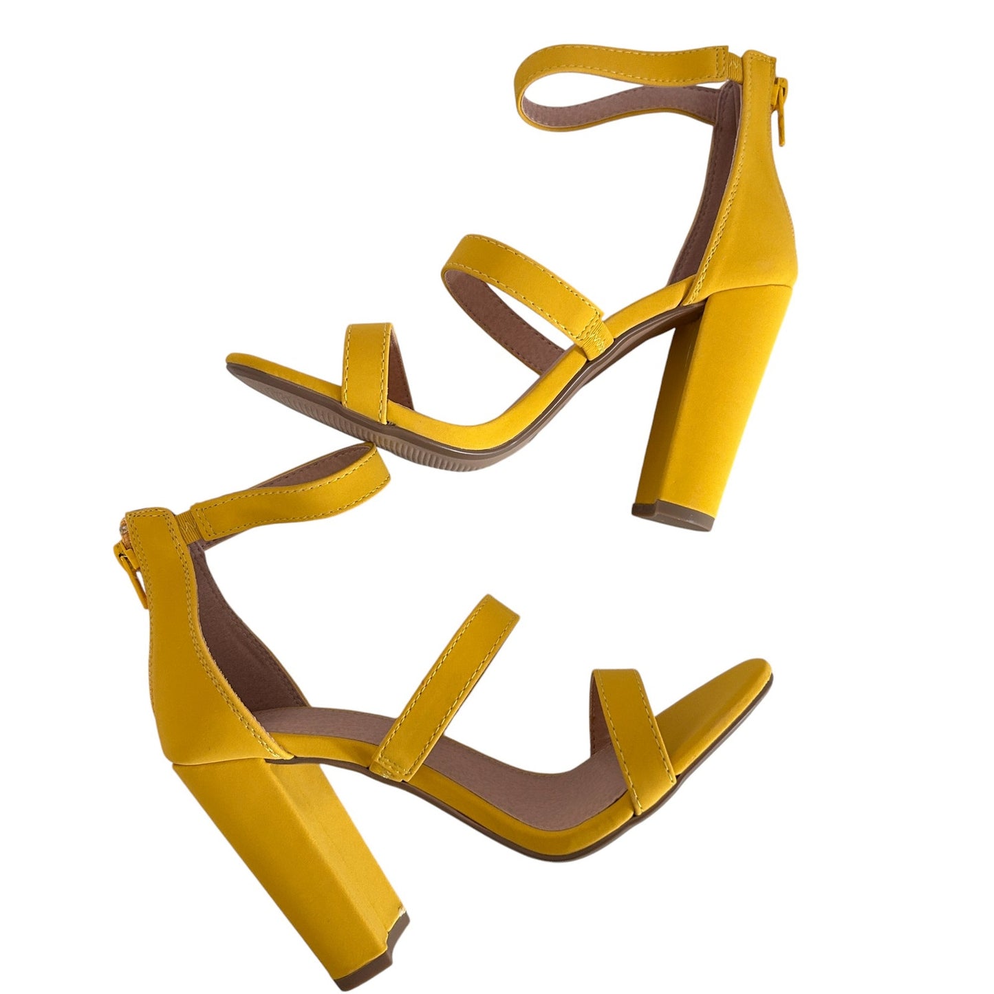 Charlotte Russe NEW Becca-03 Yellow Chunky Heels Back Zipper Womens Size 6